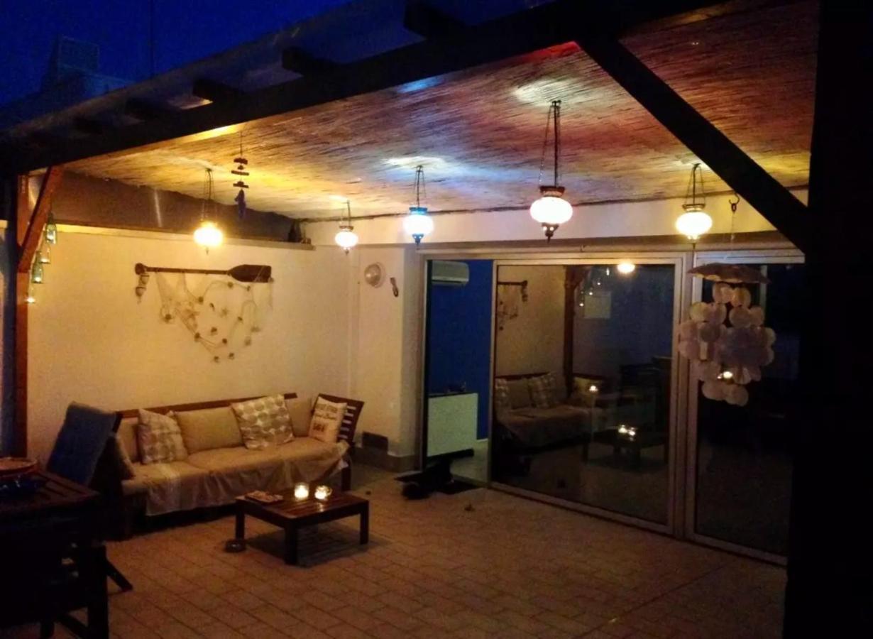 Apartamento Attico Con Terrazza A Viareggio Exterior foto